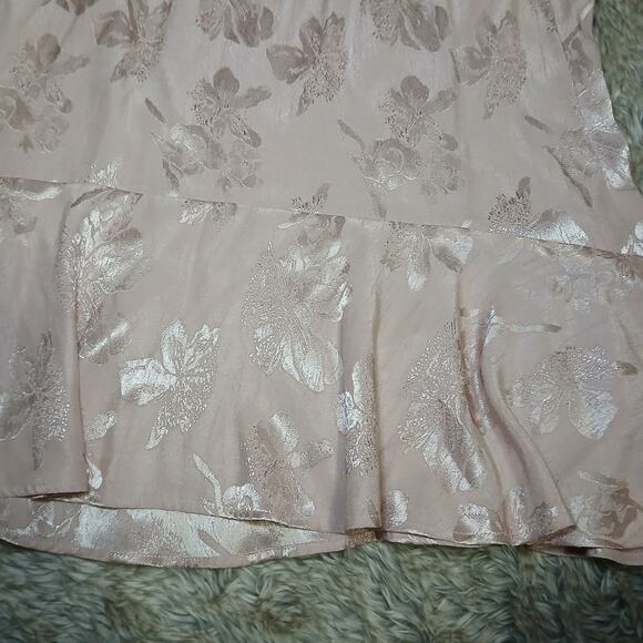 Studio VK Skirt Women Large Metallic Floral Jacquard Satin Midi Skirt Champagne - Picture 3 of 7